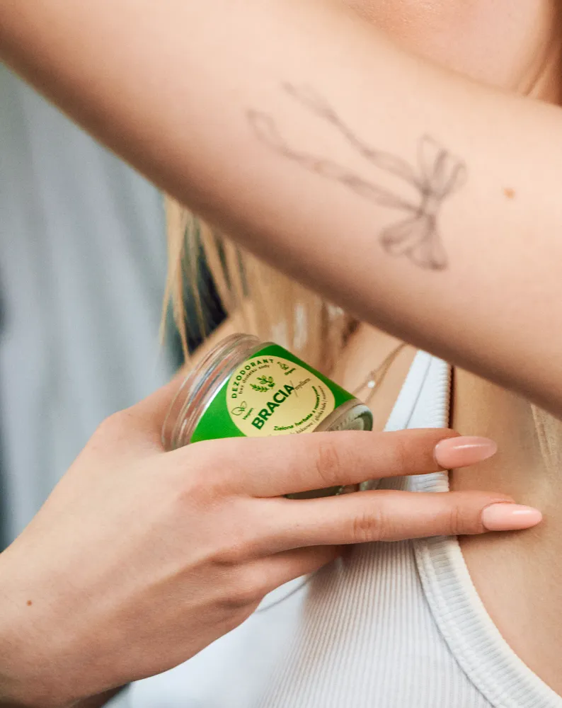 Vihreää teetä ja rosmariinia sisältävä deodoranttivoide Saippua Brothers