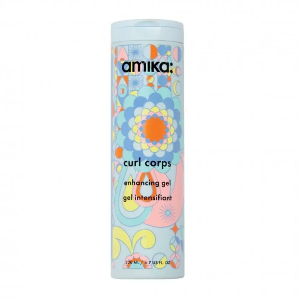 Amika Curl Corps parantaa geeliä