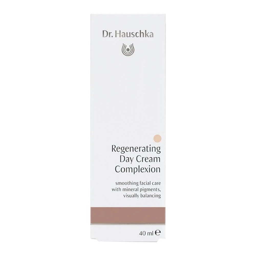 Tohtori Hauschka Regenering Day Cream -väri Dr Hauschka