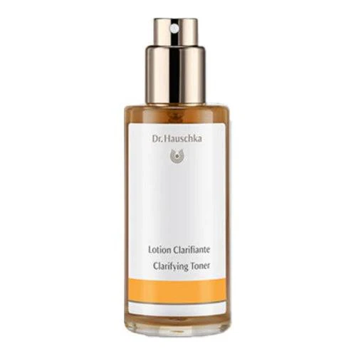 Tohtori Hauschka selventää väriainetta Dr Hauschka