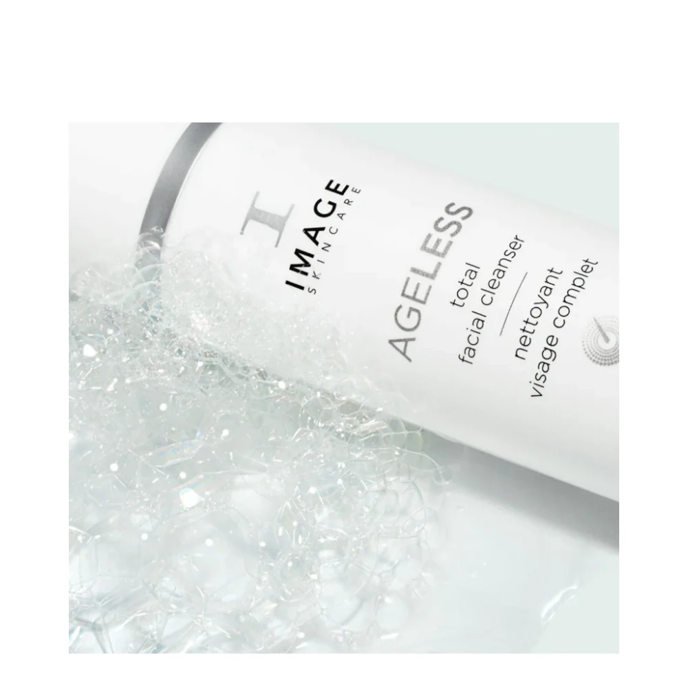 Kuva ihonhoito -ikäinen koko kasvojen puhdistusaine Image Skincare