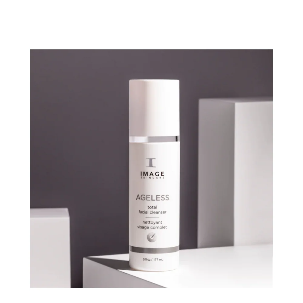 Kuva ihonhoito -ikäinen koko kasvojen puhdistusaine Image Skincare