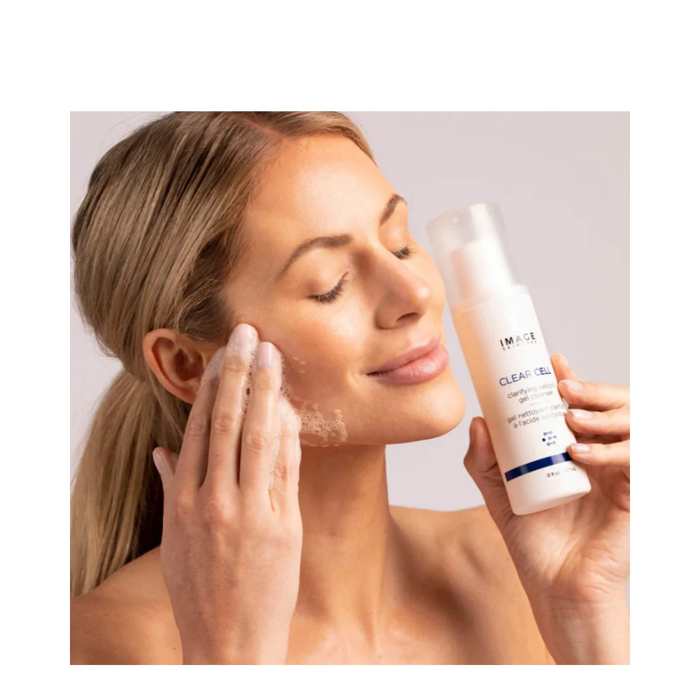 Kuva ihonhoitotuotteet selkeä solu, joka selventää salisyylisiä geelipuhdistusaineita Image Skincare