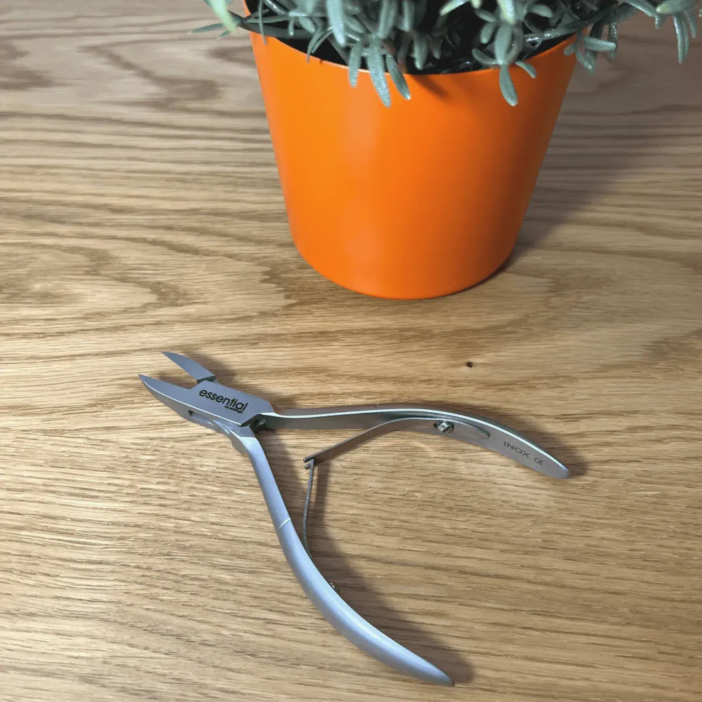 Kynsipihdit - Suora leikkaus - Litteät ja pyöristetyt leuat - 13 cm - Ruostumaton teräs - Essential My Podologie