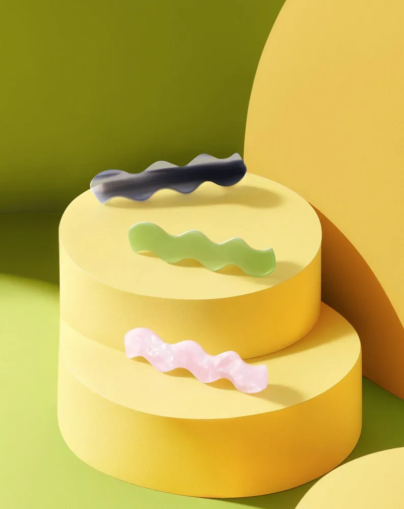 Setti aaltoilevia hiusklipsejä - vihreä, musta, vaaleanpunainen Twisty 3 kpl.