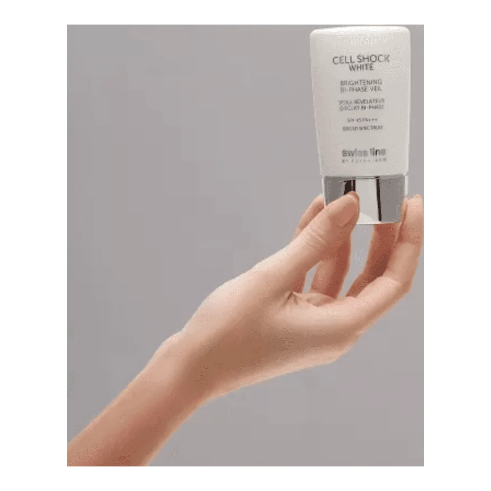 Sveitsin linjan kirkastava kaksivaiheinen verho SPF 45 Swiss Line