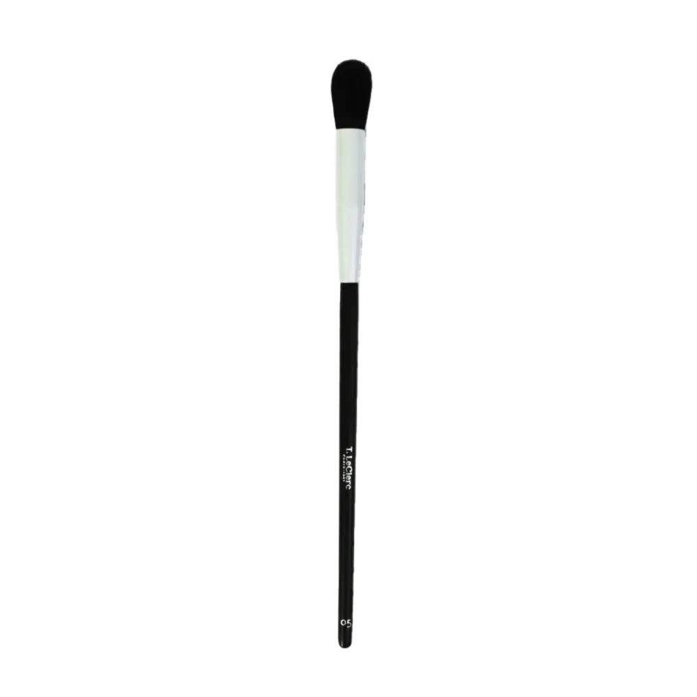 T LeClerc Eye Blending Brush N 05