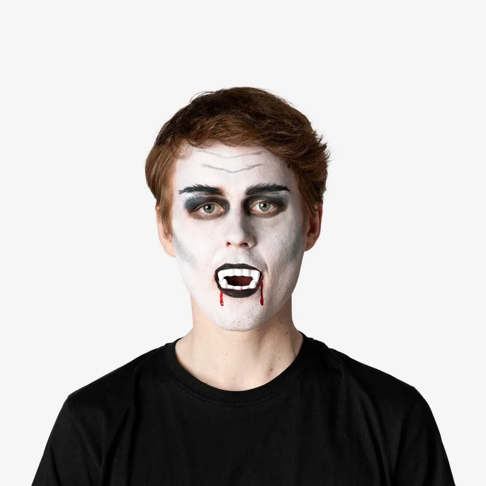 Vampyyri meikkipakkaus