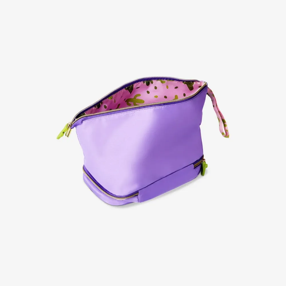 Violetti toalettilaukku