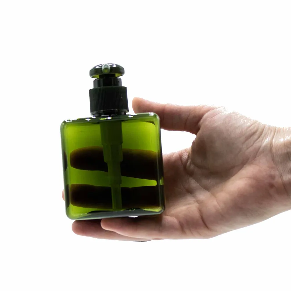 Uudelleenkäytettävä matala annostelupullo 250 ml